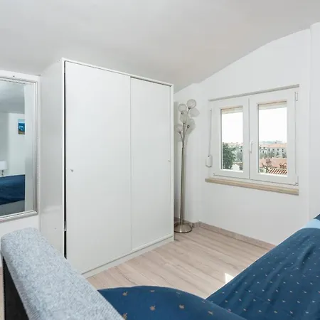 Apartment Lux - Sea View, Near The Beach And Center Apartment *